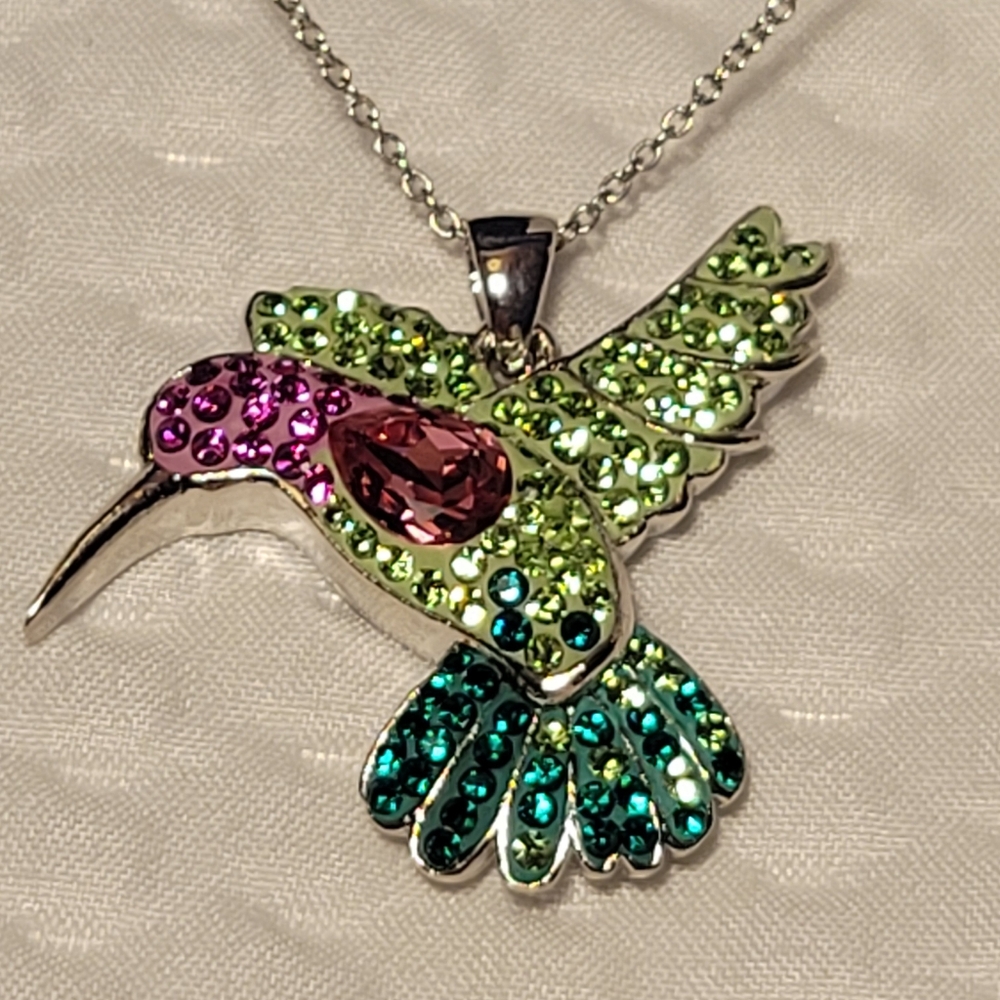 Swarovski Crystal Hummingbird Pendant Necklace Silver-tone Dainty Chain 18"